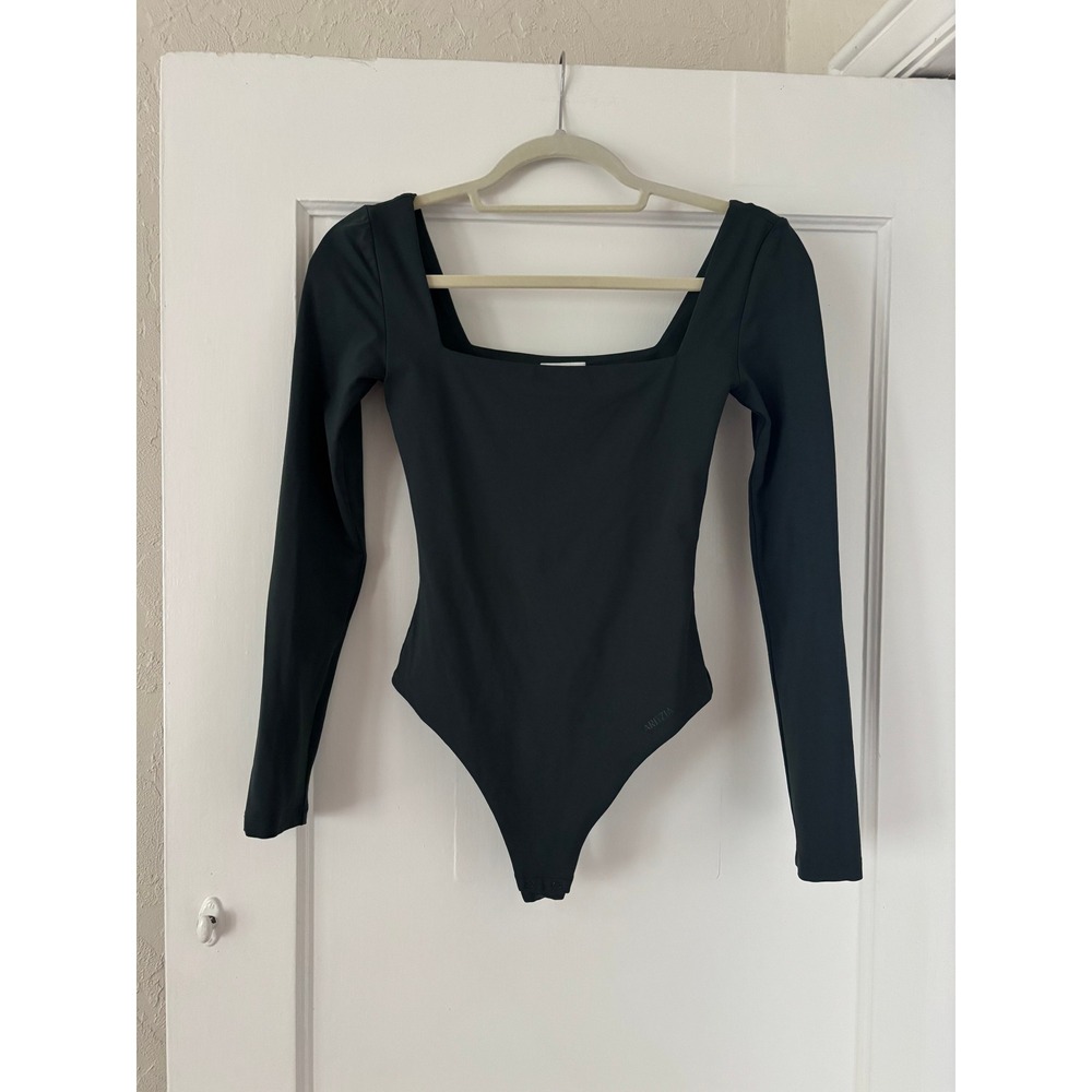 Aritzia Babaton Contour Squareneck Long Sleeve Bodysuit Forest Green Small